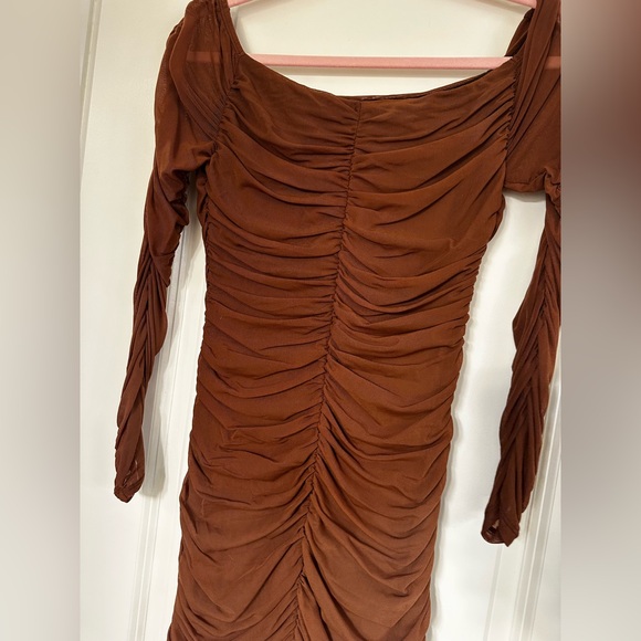 Elegant Brown Off-Shoulder Mesh Dress - Picture 12 of 16